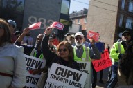 Canada Post makes new offers to striking postal workers