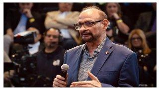 Oscar Schémel: Más del 30 % de los venezolanos se informa en conversaciones personales