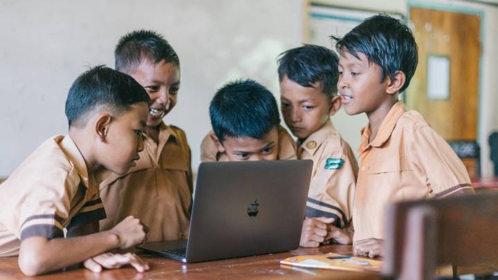 AI education to begin from Class 3 in schools from 2026