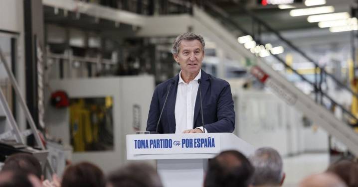 Feijoó promete bajar los impuesto a los autónomos y reducir la burocracia