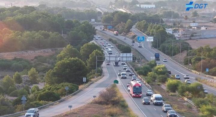 Medidas especiales en las carreteras por el puente de octubre