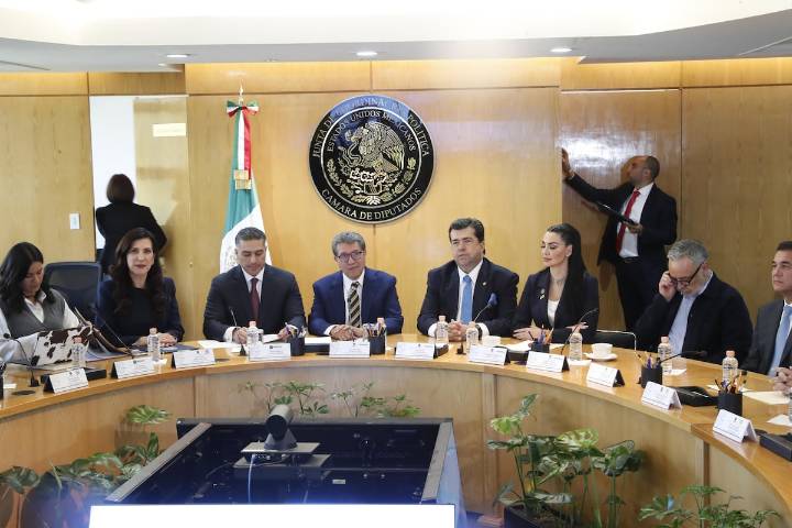 Comparece García Harfuch sólo ante líderes parlamentarios de diputados
