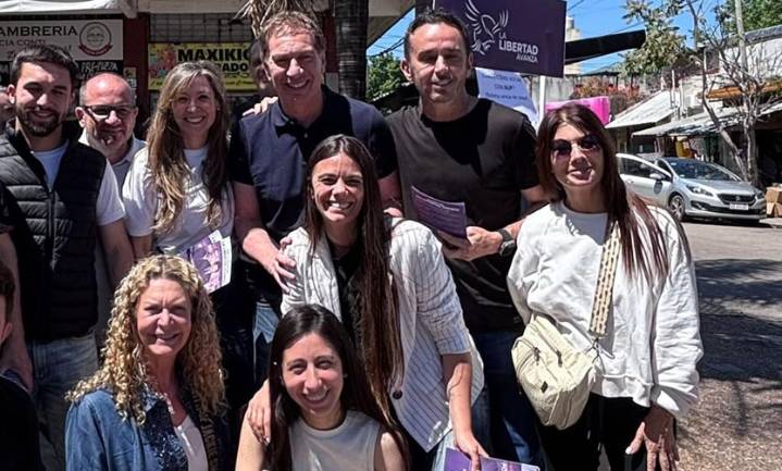 Santilli pasó por Pilar y se reunió con los dirigentes locales de LLA