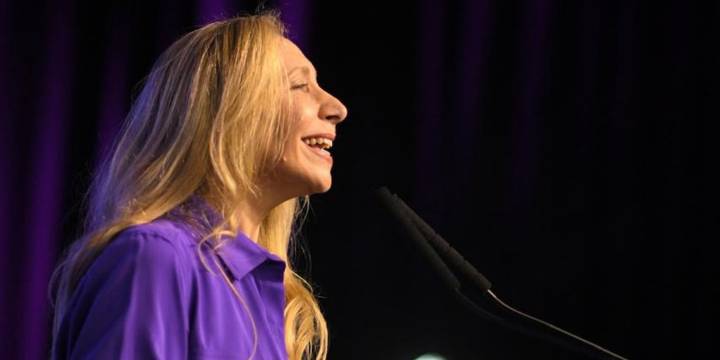 El contundente triunfo nacional empoderó a Karina Milei y el Presidente comenzará a delinear el nuevo Gabinete