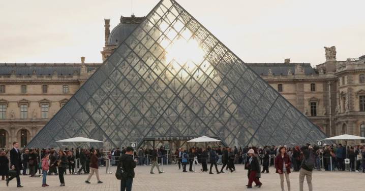 Louvre sin resguardo: Robo de 8 joyas expone fallas de seguridad en el museo francés