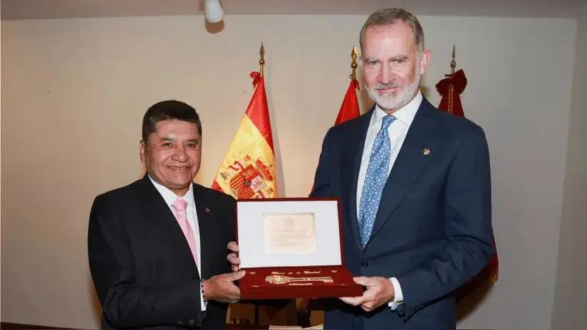 Felipe VI fue distinguido como Huésped Ilustre de Arequipa y recibió las llaves de la ciudad