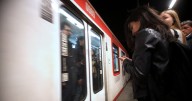 Metro de Santiago reporta estaciones sin servicio en la Línea 1