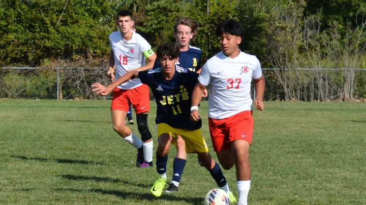 State-ranked Huron leads Region teams into state soccer tourneys