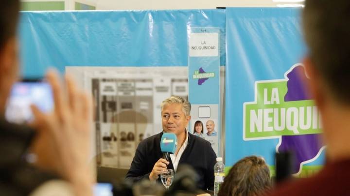 Denunciaron que Rolando Figueroa violó la veda electoral y la Justicia lo intimó