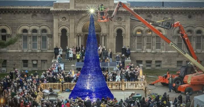 Giant glass tree returns to Yerkes Observatory in Lake Geneva Dec. 5