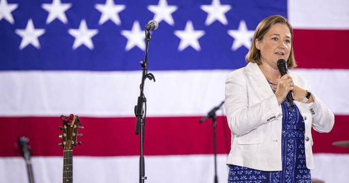 Iowa’s state-level immigration law remains blocked after federal appeals court ruling