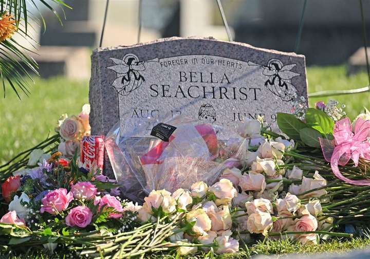 Mourners hold funeral for Oakmont toddler Bella Seachrist, who was tortured and murdered by her caretakers