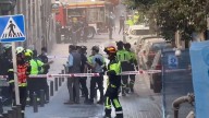 La acumulación de material de obra en una zona sensible, primera hipótesis del derrumbe mortal de un edificio en Madrid