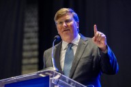 Mississippi business leaders are briefed on ‘hot’ economy and looming problems