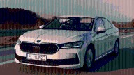 Skoda Superb Sets Guinness World Record for Longest Distance on a Single Tank