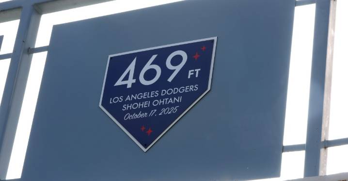 Dodgers vs. Blue Jays World Series Game 3 chat