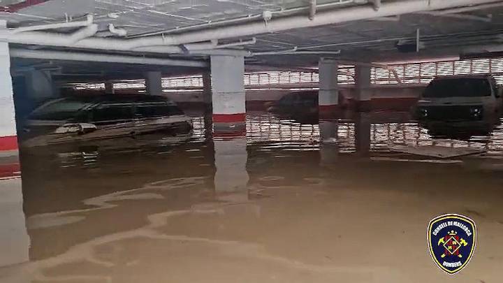 Regresan a Mallorca los bomberos que acudieron a Ibiza tras las lluvias torrenciales