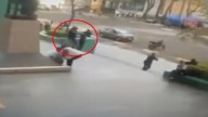 Difunden nuevo video en que se observa que asesino de abogado esperó sentado en jardinera