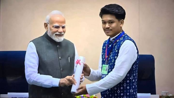Tripura’s Samuel Debbarma tops NE Zone in AITT 2025, honoured by PM Modi
