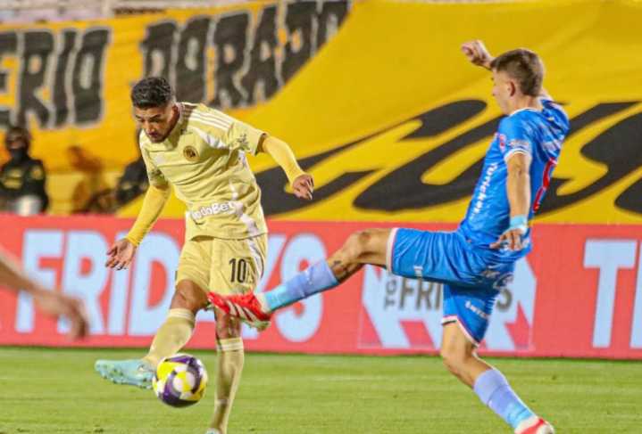 Cusco FC goleó 4-0 a Deportivo Garcilaso y se acerca al líder Universitario
