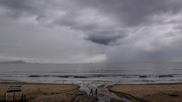 Prevén que la tormenta Raymond toque tierra como depresión tropical en México
