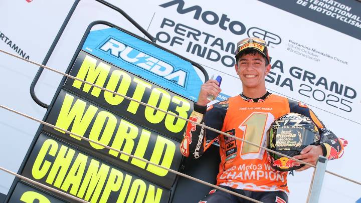 José Antonio Rueda reina en Indonesia y se proclama campeón de Moto3