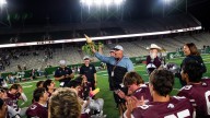 Wellington football's Peeples wins Denver Broncos coaching award