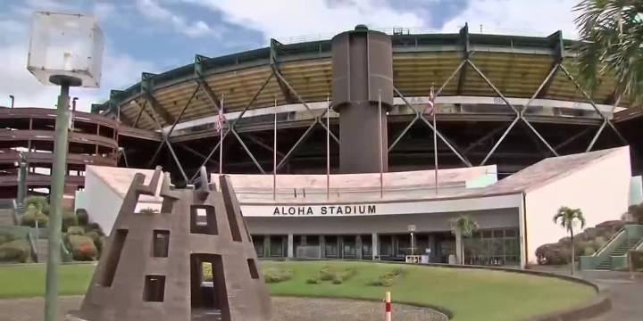 Aloha Stadium bids farewell with final community event