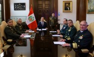 Presidente José Jerí se reúne con altos mandos militares y policiales en Palacio