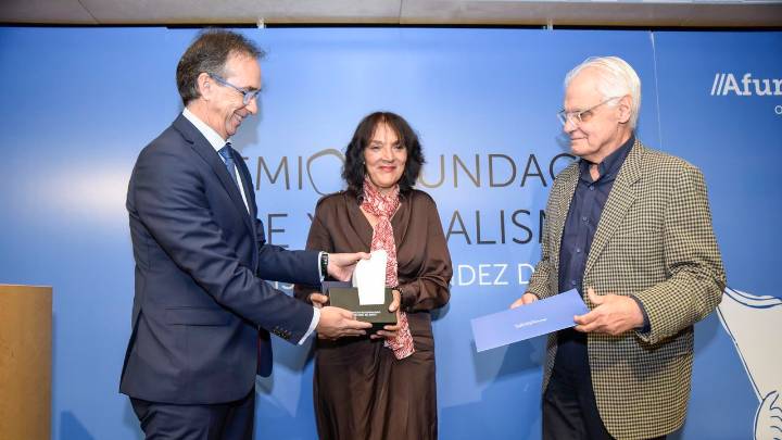 Rexina Vega acada o Premio Afundación de Xornalismo Fernández del Riego