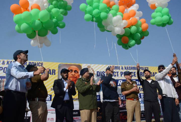 Srinagar Police Hosts “Run for Unity” to Mark Rashtriya Ekta Diwas