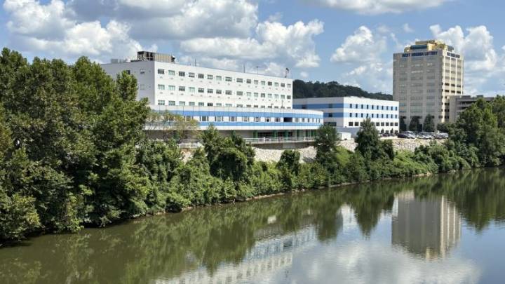 At least 170 US hospitals face major flood risk. Experts say Trump is making it worse.