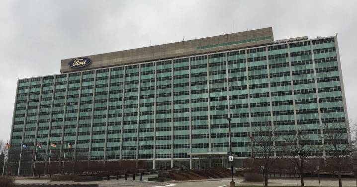 Ford makes leadership changes