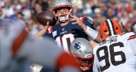 Patriots Two-Minute Drill: Monster third quarter a great sign for Pats