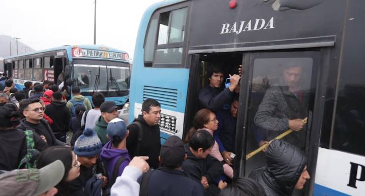 EN VIVO | Paro de transportistas: enfrentamientos, bloqueos y caos vehicular en Lima y Callao