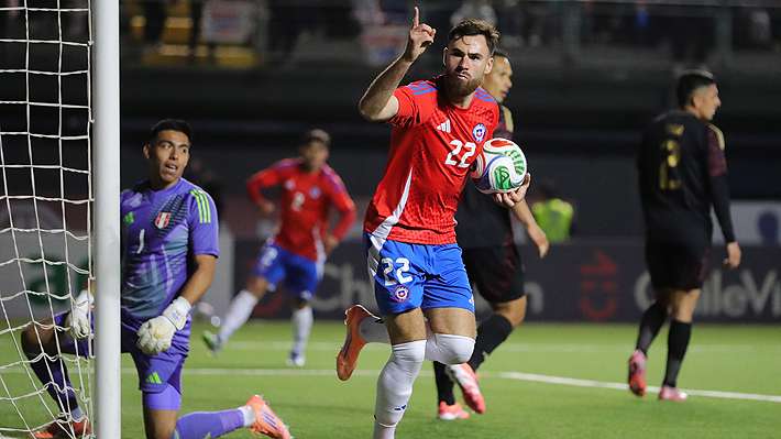 Chile remonta y le gana a Perú en la última jugada en un amistoso