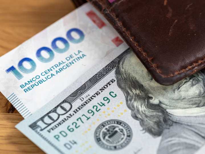 Rescate de Trump a la Argentina: en casi 30 años, Estados Unidos solo intervino tres veces en el mercado cambiario de otro país