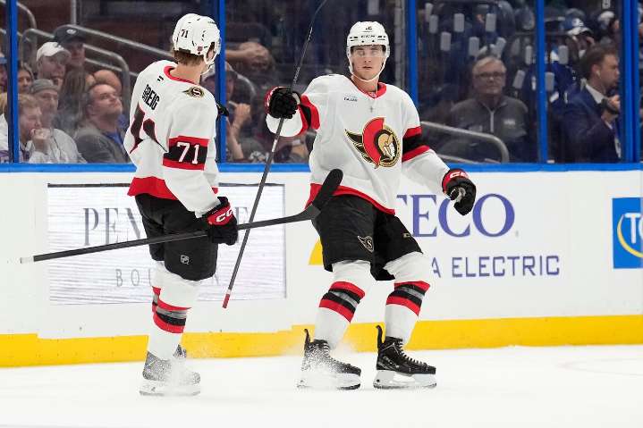 Shane Pinto scores tiebreaking goal late in 3rd and Senators beat Lightning 5