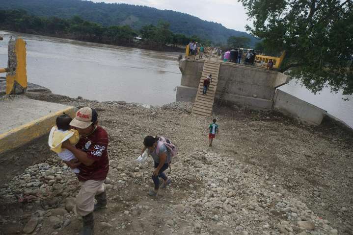 Intensifica Conagua operativo de ayuda a los cinco estados afectados por las lluvias