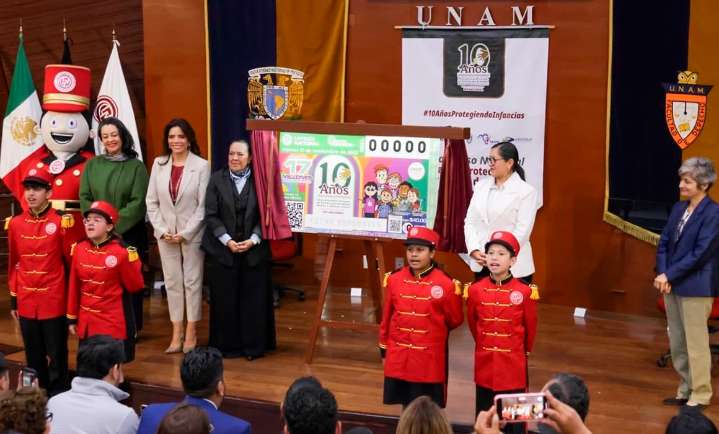 Reconoce Lotería Nacional 10 años de PFPNNA con billete