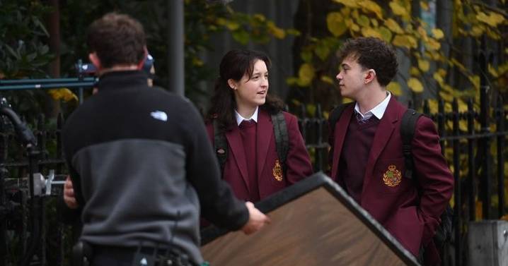 Last of Us star spotted in Glasgow as Channel 4 film crew descends on city streets