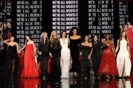 Desfile de L'Oréal Paris ilumina la Ciudad de México y París