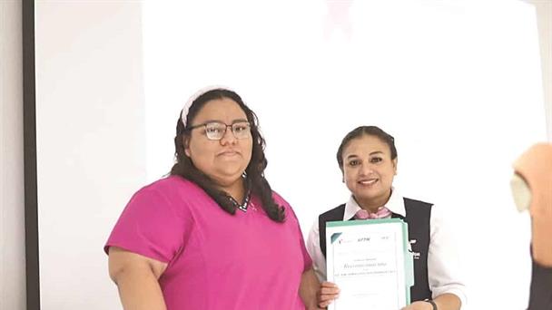 Ofrecen a estudiantes pláticas sobre el cáncer