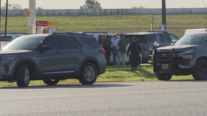 2 children dead, 2 hurt in shooting in Angleton, BCSO says