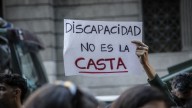 Docentes, médicos y organizaciones marchan a Plaza de Mayo en defensa de la salud y la educación