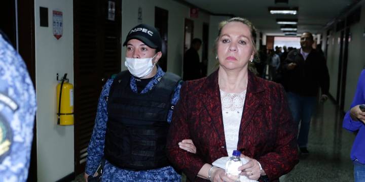 “Señoría, yo no mandé a matar a Fernando”: llorando, Silvia Gette declaró en juicio tras el crimen de un ganadero, por el que habría pagado a paramilitares