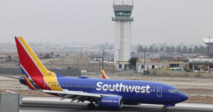 El cierre de gobierno provoca un caos en los aeropuertos de Estados Unidos