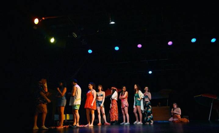 “De amores y playas”, una comedia dramática atrapante desde el primer momento