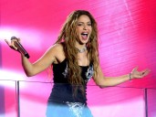 Shakira enfrenta demanda millonaria: un hombre afirma que tenía una relación con ella