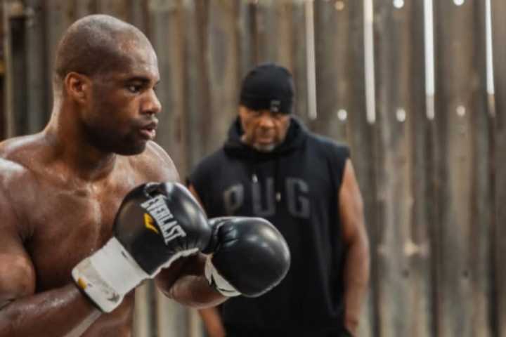 Don Charles Clears the Air on Split With Daniel Dubois After Oleksandr Usyk Loss Take a look: Trainer Don Charles clears the air on the split with Daniel Dubois after the loss to Oleksandr Usyk. Jaide